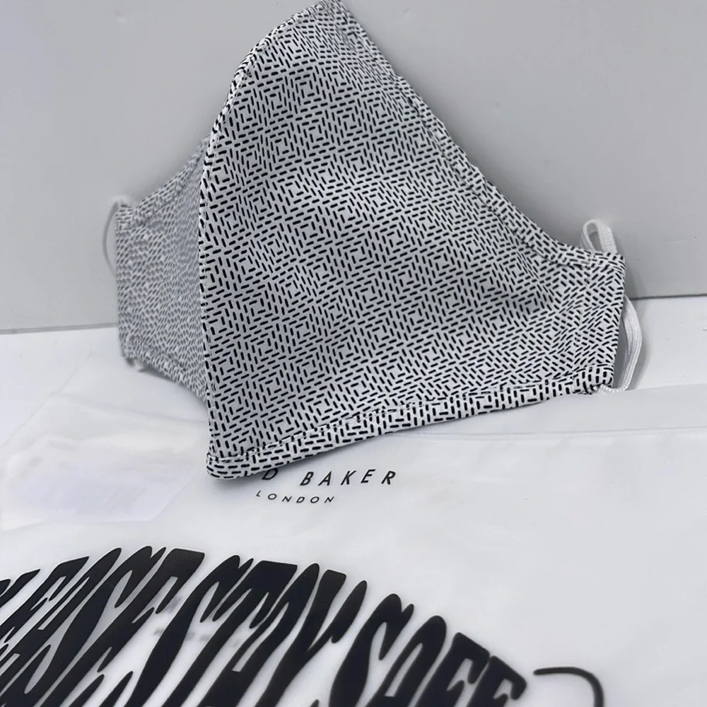 Ted Baker Black and White Face Mask TED BAKER LONDON Reversible Reusable NWT